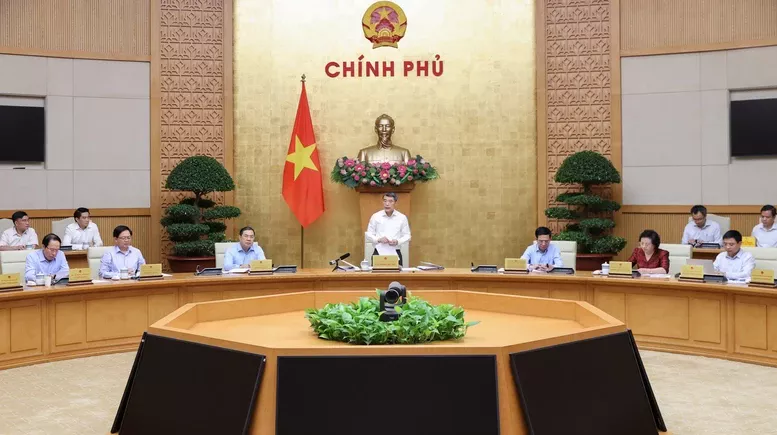 Thủ tướng Lê Minh Hưng chủ trì phiên họp đầu tiên: Quyết liệt tháo gỡ điểm nghẽn, thúc đẩy tăng trưởng hai con số