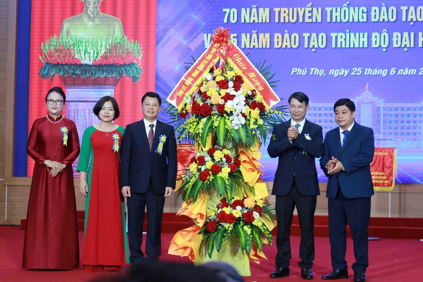Trường Đại học Công nghiệp Việt Trì: 70 năm vun đắp nguồn nhân lực cho sự nghiệp công nghiệp hóa đất nước
