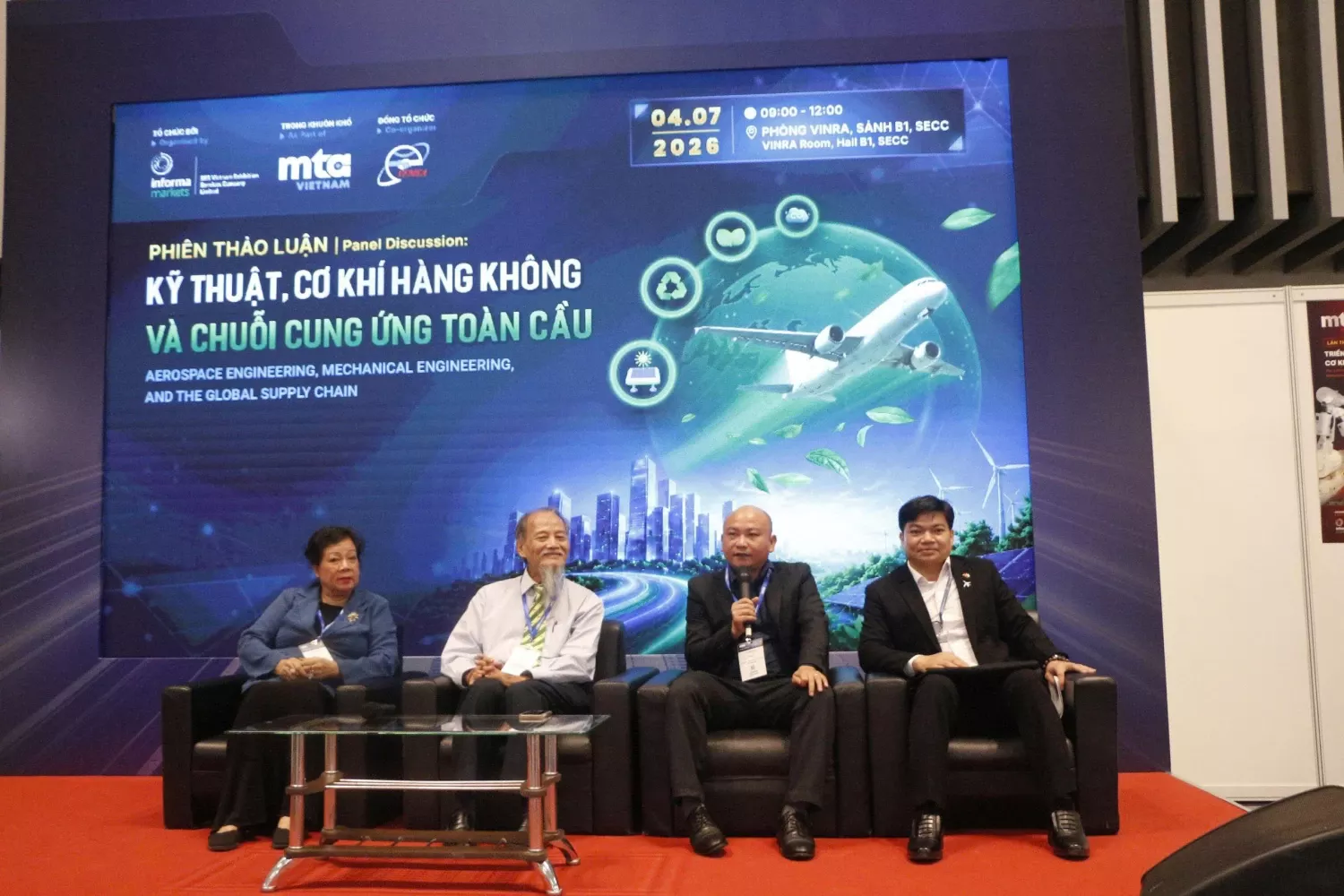 Chuyển đổi bền vững mở hướng phát triển mới cho cơ khí hàng không Việt Nam
