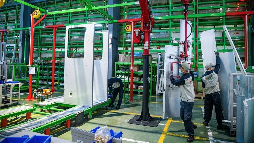 Công nghiệp chế biến, chế tạo tiếp tục dẫn dắt tăng trưởng sản xuất