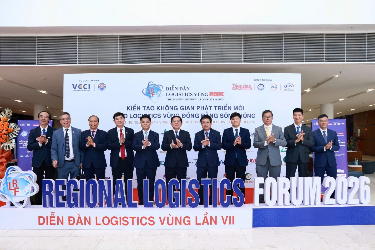 Kiến tạo không gian phát triển mới cho logistics Vùng Đồng bằng sông Hồng
