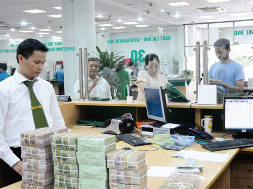 Lãi suất: Rào cản với doanh nghiệp