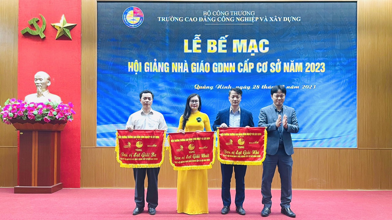 Bế mạc Hội giảng Nhà giáo giáo dục nghề nghiệp cấp cơ sở năm 2023 Trường Cao đẳng Công nghiệp và Xây dựng