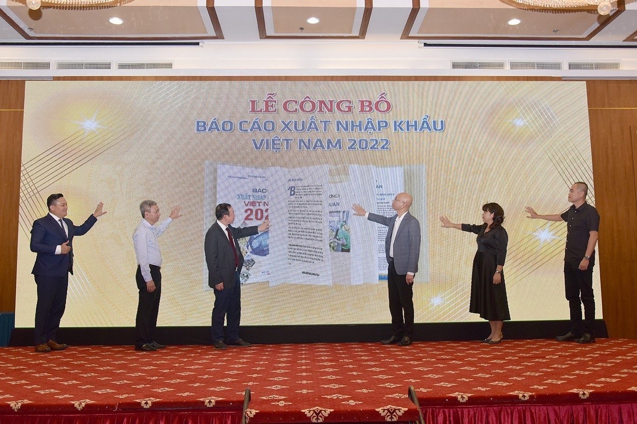 TP. Hồ Chí Minh đứng đầu về kim ngạch xuất khẩu năm 2022