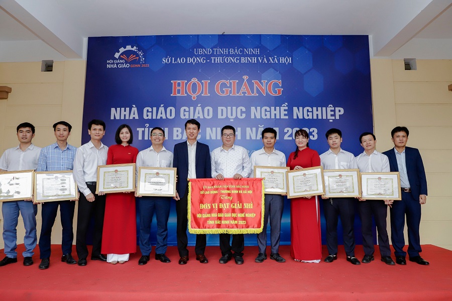 BCi đạt giải Nhì Hội giảng Nhà giáo giáo dục nghề nghiệp cấp tỉnh năm 2023